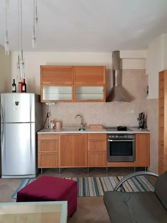 Flat With Garden Apartment Thessaloniki